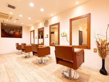 イルヘアラボ(ill hair labo)の写真/大型店が苦手な方必見!初めての方でも緊張せず,ゆったりと過ごせる空間が魅力的♪通いやすい大本命サロン◎