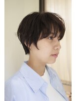 レイジーアワーズ(Lazy Hours) エアリー質感のニュアンスマッシュショート