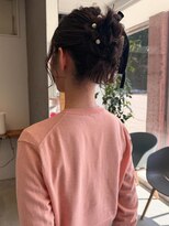 スナッグ(Snug,) アップスタイルアレンジ