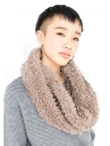 モカ ヘアーデザイン(moca HAIR DESIGN)&nbsp;刈り上げたショートスタイルにグレーのカラー