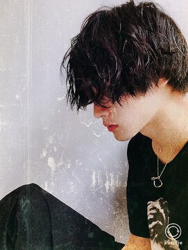 シン(syn) クラウドマッシュセミウエット ビジカジ マット 無造作ショート