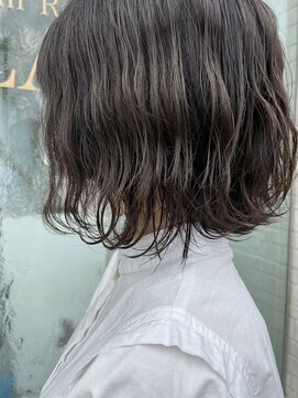 ヘアーリゾート ラウレア(Hair Resort LAULEA) 波巻きボブ