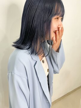 ジェム(GEM) ネイビーカラー/外はねロブstyle