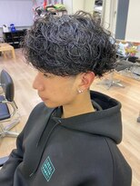 ウェイビーエフティフィフス 横浜西口(WAVEY ft.fifth)&nbsp;波巻きスパイラルパーママッシュショート無造作パーマ刈り上げ