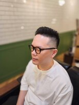 ワイズバーバー ギンザ  神田御茶ノ水店(Y's BarBer GINZA) コームオーバー×フェードカット<理容室>
