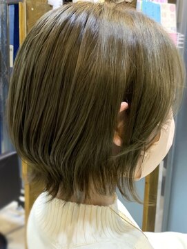 クラルス(CLARUS) 外ハネくびれボブ&オリーブグレージュカラー