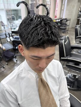 ニコ トウキョウ ロジック(nico TOKYO Logic) スキンフェードスパイキーショートパーマ短髪刈り上げ