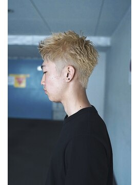 ハイプ メン 藤沢(HYPE MAN) スパイキーショート/ブロンドショート