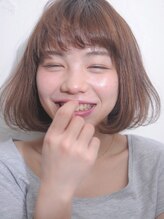 ツヤ感、透明感、色持ち全てを満たす為、豊富な商材を導入しています！【Aina銀座】