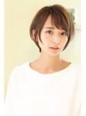 黒髪でも可愛く小顔ショート　束感ショート