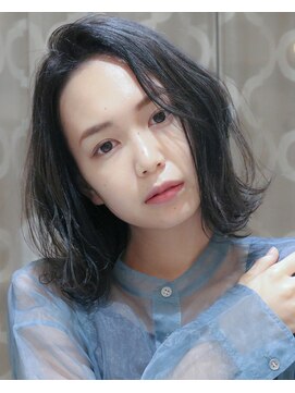 ロンドアベニール 北千住(Lond avenir) 外ハネミディアム　ブルージュ　スタイリスト西田大樹
