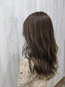 ムーナ(Muwna) ロングスタイル