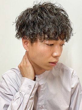 ルックグッドストア(LOOK GOOD STORE) スパイラルパーマ 波巻きパーマ ツイストスパイラルパーマ 元町