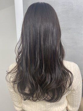 インビテーション(invitation) ゆるふわロング◎ラベンダーアッシュ