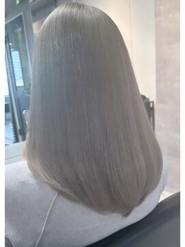 ルイス(L'wis) 儚げ女子に♪パールベージュカラー【L'wis乙津】