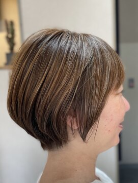 アワ(awa) ショートボブ