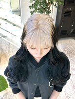 ヲタク(wotaku.)&nbsp;ルーツカラーホワイトブロンドデザインカラーエンドカラー前髪