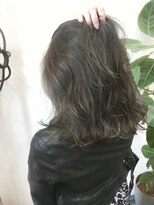 アンノ(anno)&nbsp;グレイジュアッシュ　ハイライト