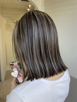 ジーナ 渋谷神南(Zina) 【Kaede】ぷつっとボブ×コントラストハイライト