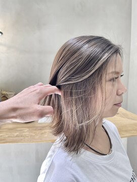 フェリア 渋谷(Feria) 【Feria渋谷】コントラストハイライト/白髪ぼかし