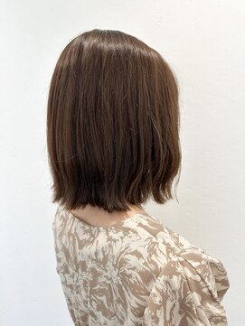 アルティーナプライベート(altina PRIVATE) 大人の外ハネのボブ