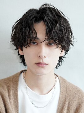 レタッチ バイ フィフス 天神大名(RETOUCH by fifth) 福岡天神ゆるめシャドウパーマメンズマッシュウルフカット緩め