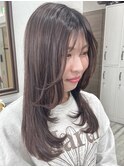 レイヤーカットアディクシーカラーブリーチなし堺東白髪ぼかし