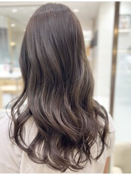 ピークアブー 銀座中央通り(PEEK-A-BOO) ベージュカラーイルミナ艶髪