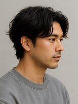 ハレ ヘアサロン(Hale hair salon)&nbsp;Hale刈り上げセンターパートフェザーパーマニュアンスパーマ原宿