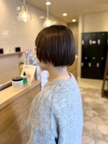 セレイン(serein)&nbsp;顔周りレイヤー切りっぱなしタイトbob