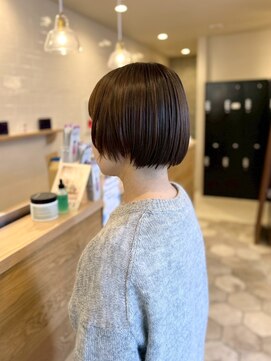 セレイン(serein) 顔周りレイヤー切りっぱなしタイトbob