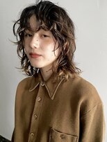 カイラ(KAILA) ウルフレイヤーミディアムウルフパーマスパイラルパーマ顔まわり