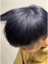 クラン バイ ナチュラル(clan by Natural) 深みネイビーブルー×艶感マッシュショート/韓国メンズショート