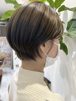 カルナ バイ エルモ(calna by ELMO)&nbsp;【コンパクト大人ショート】オリーブグレージュ　　ミニボブ