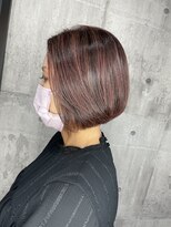 ハク(haku)&nbsp;大人白髪ぼかしハイライト×ショートボブ