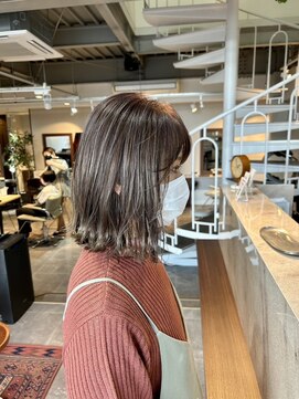 アミィヘアー アネックス(Ami Hair annex) ハイライトで作る外ハネボブ