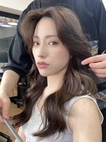 シェノン バイ アランスミシー 表参道(CHAINON by Alan smithee)&nbsp;★★大人ガーリー韓国レイヤーワンホンヘアイルミナカラー