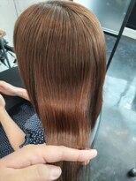 エスカーラ 町田(THE ESCALA)&nbsp;斜めバング/グレージュカラー/シルキーベージュ［町田駅］