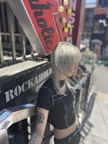 アリアバイエクラート 池袋店(ARiA by ECLART) エッジの効いた、ホワイトウルフ