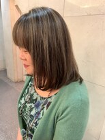 大須賀美容室 けやき通り店&nbsp;メリハリ系の白髪ぼかしハイライト