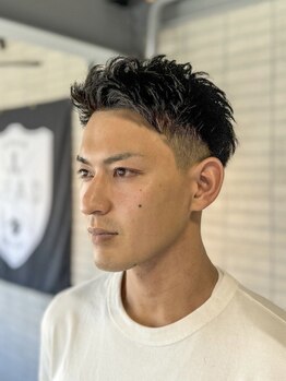 シード(SEAD)の写真/【メンズ専門】抜群のセンスと一人一人に合わせて計算されたカット技術で、扱いやすくお洒落なスタイルを。