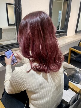 セルカ 新宿(CERCA) ワインレッドカラー［CERCA新宿/新宿西口］