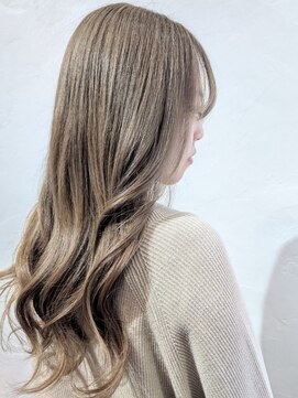 ミロア 薬院(miroa) ミルクティーアッシュ　ベージュカラー　艶髪　髪質改善