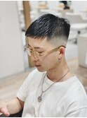 ビジネス短髪・スーツメンズ・短髪フェード・眉毛