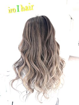 イロアイ(iro I) バレイヤージュ