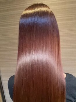 クレア 岡崎若松東店(CREA)の写真/【岡崎市】最高級の縮毛矯正を体感！癖を伸ばすだけでなく、ダメージレスで自然なストレートに【髪質改善】