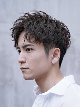 フィフス 大分(fifth) 大分メンズ刈り上げツーブロックレイヤーショート無造作カット