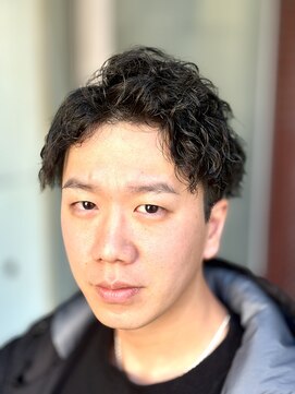 クオンヒール(QUON HEAL) ツイストスパイラルパーマアップバング