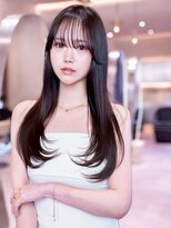 アンスリウム 箕面萱野(Anthurium)&nbsp;ミディアムレイヤー/大人可愛い/髪質改善/シースルーバング