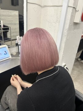 ヴィヒタ 川越 本川越(VIHTA.) ピンクベージュホワイトピンクブリーチカラー川越本川越